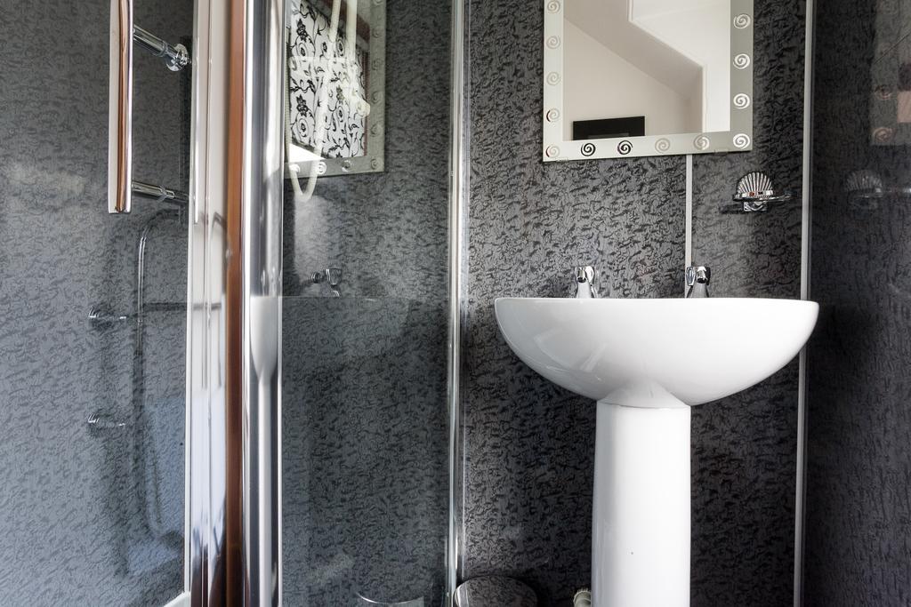 Eskdale Guest House إينفيرنيس الغرفة الصورة